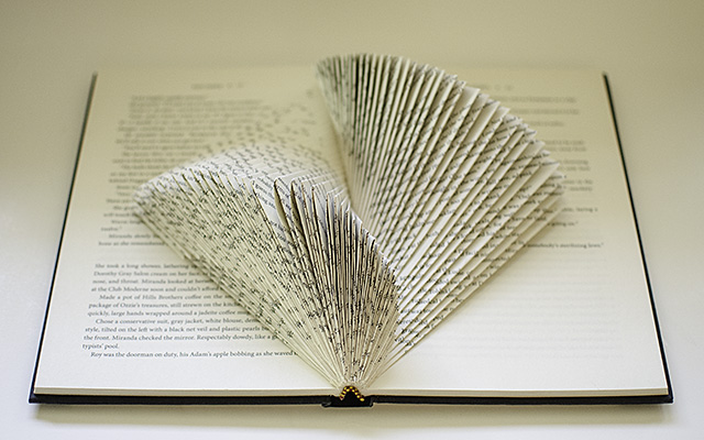 Book Sculpture Tutorial: The Yin-Yang